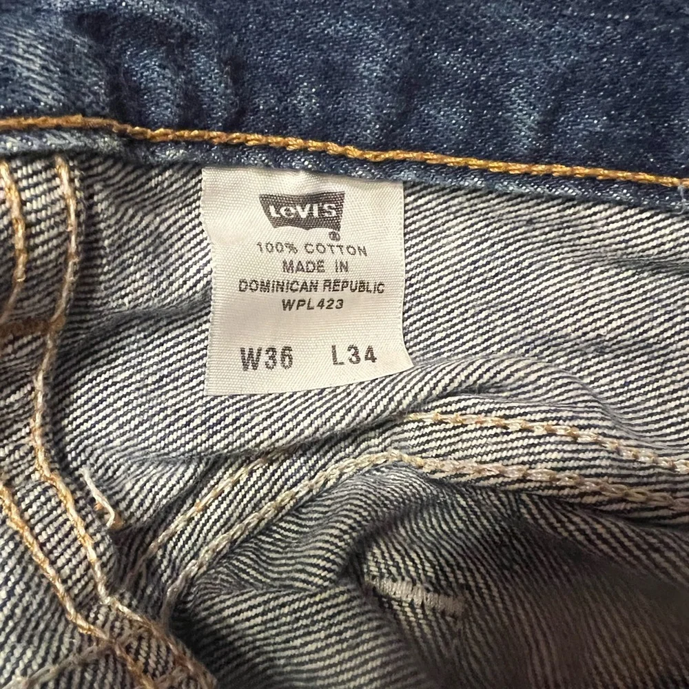 Levi's Men’s 501 Button Fly Denim Jeans - Picture 4 of 4